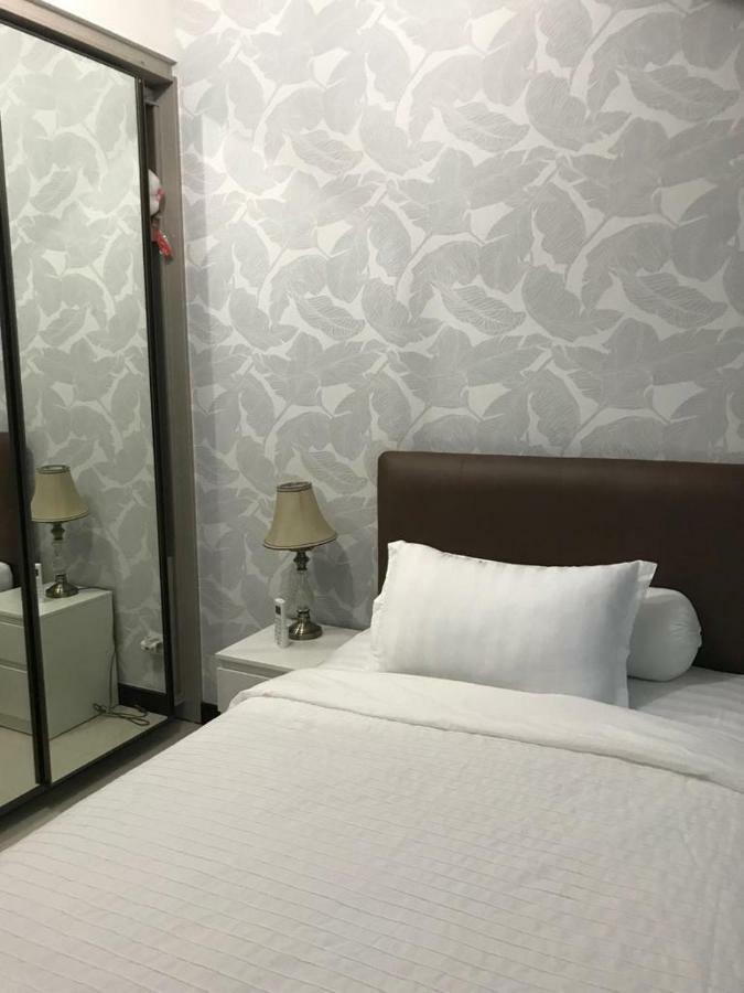 Luxury 2 Bedroom Condo At Casa Grande Residence - Kasablanka Mall Jakarta Exteriör bild